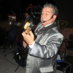 MUSICOS